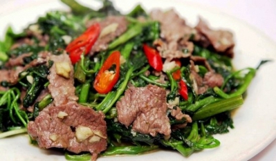  BÒ XÀO RAU MUỐNG 